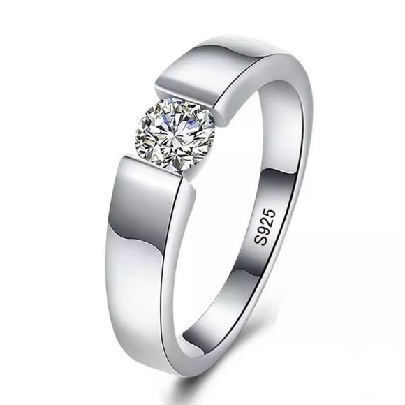 Other - ⭐Host Pick⭐Lux One Carat Zirconia Diamond Sterling Silver Ring